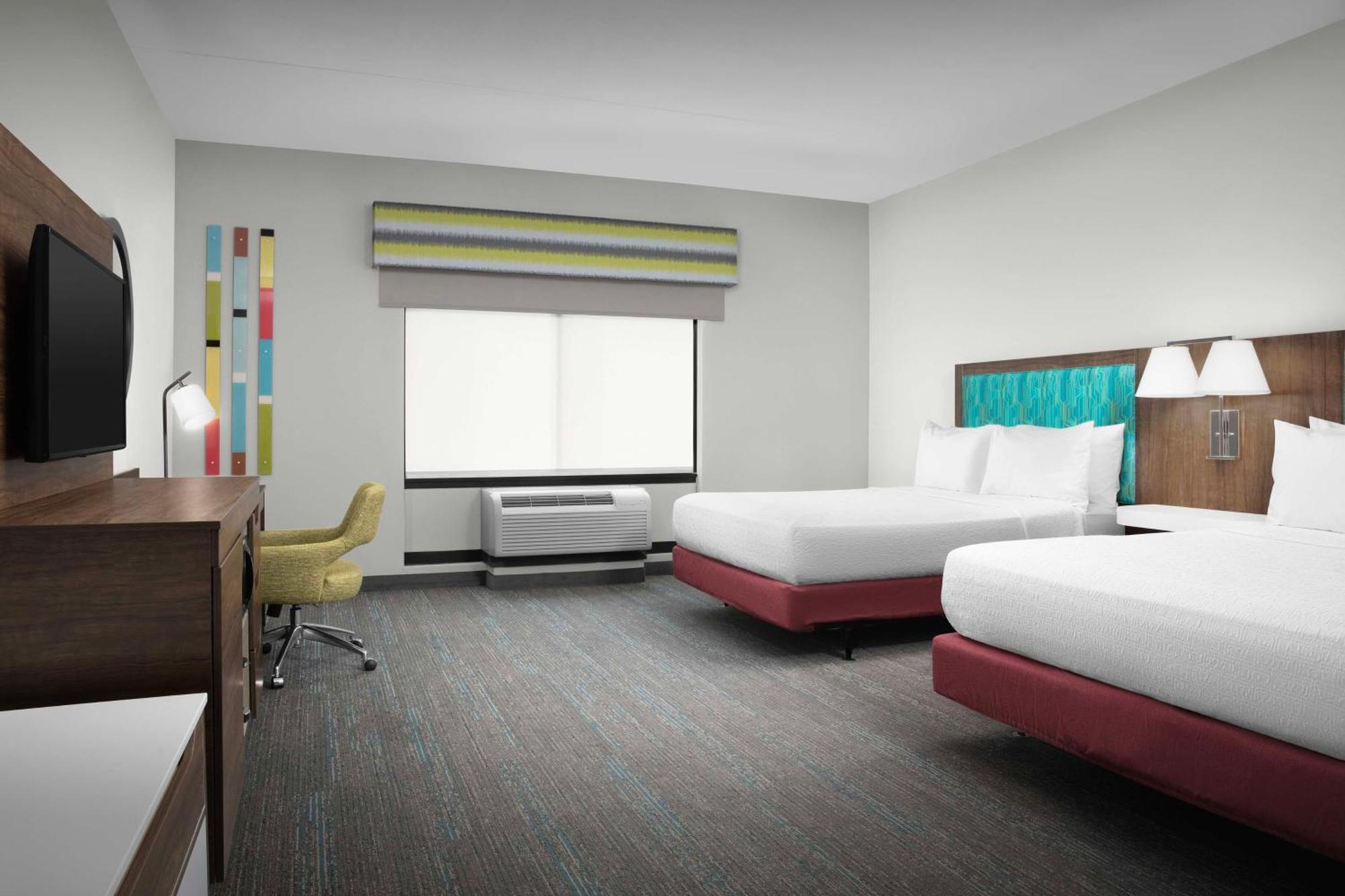 Hampton Inn Дандрижд Екстериор снимка