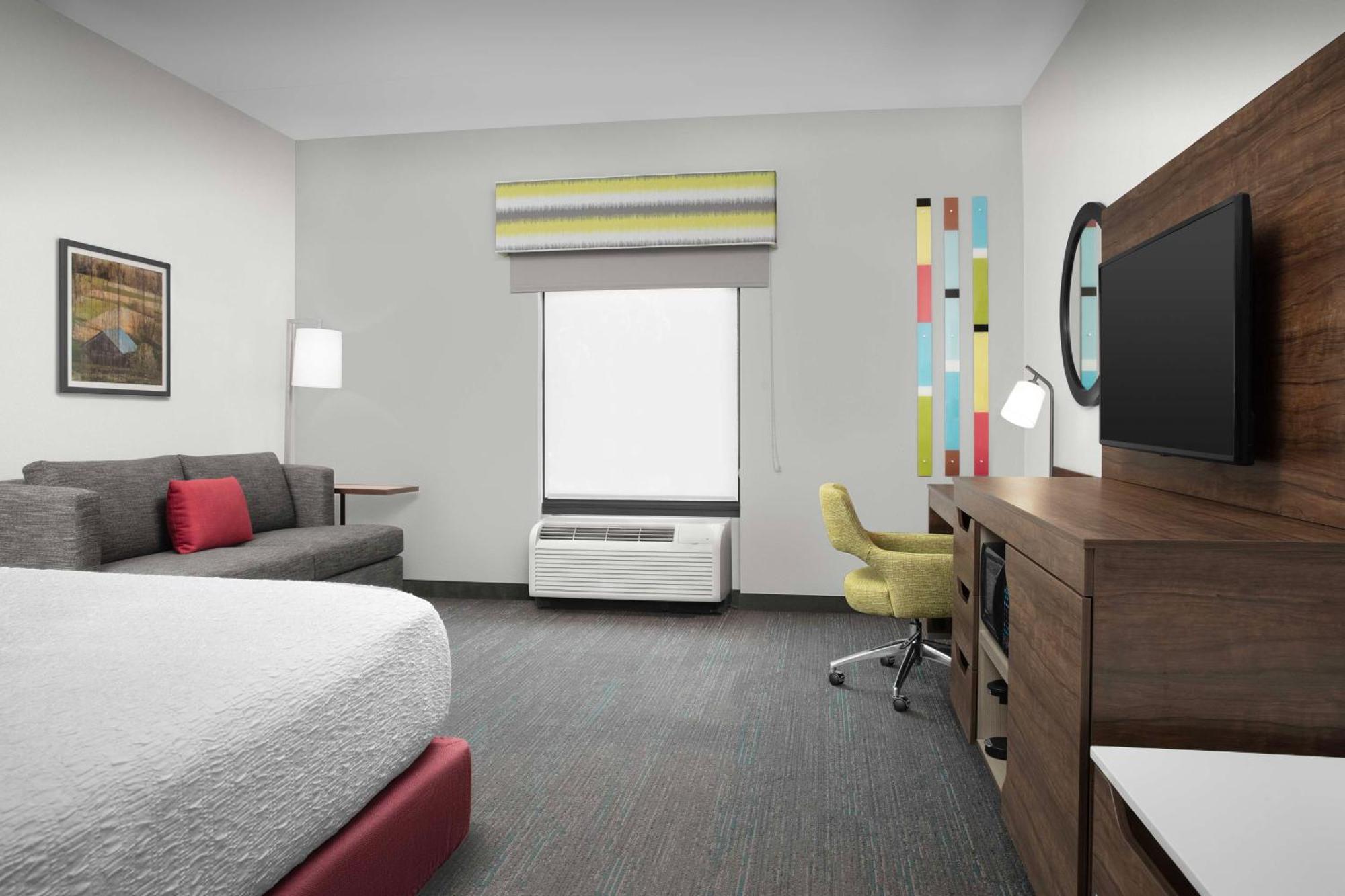 Hampton Inn Дандрижд Екстериор снимка